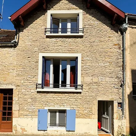 La Petite Maison Noyers-sur-Serein Exterior photo